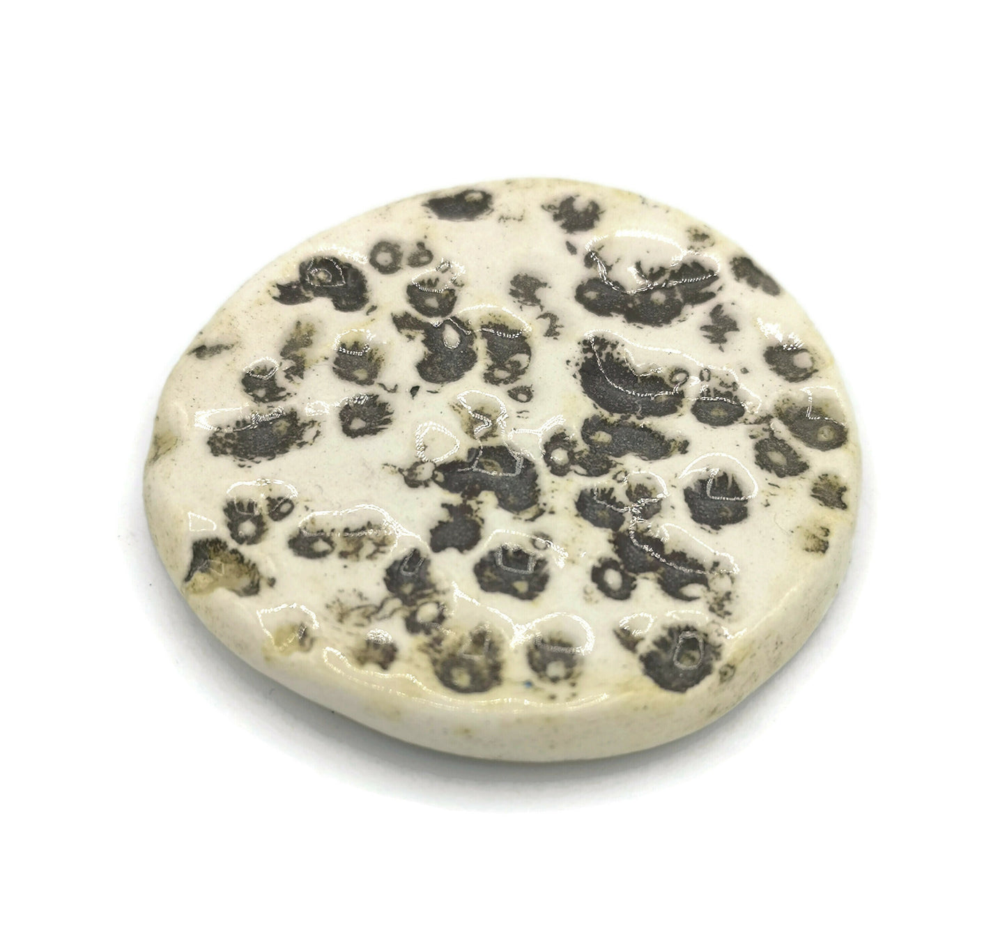 Handmade Ceramic Full Moon Fridge Magnets, Textured Clay Refrigerator Magnets For Home Decor, Cute Round Decorative Magnet - Ceramica Ana Rafael