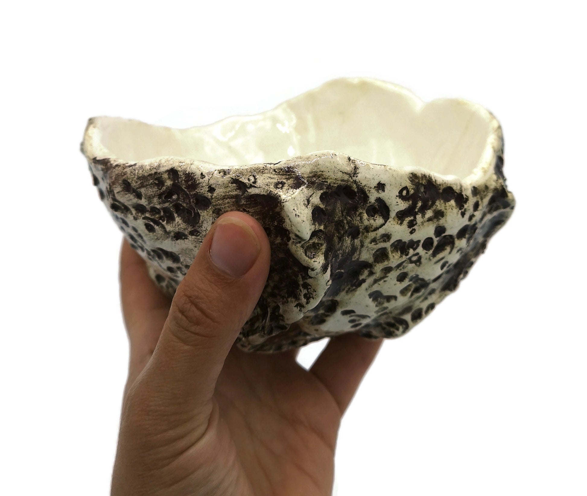 Handmade Ceramic Bowl With Organic Shape, Textured Succulent Planter Without Holes For Home Decor, Gift Idea for Women Who Have Everything - Ceramica Ana Rafael