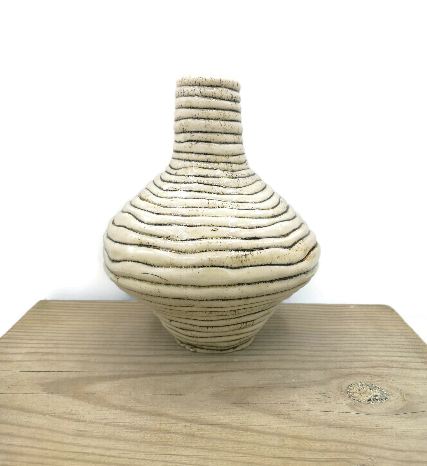 textured ceramic bud vase irregular shape handmade pottery, Unique Flower vase Best Gifts For Him, Boho bud vase large - Ceramica Ana Rafael