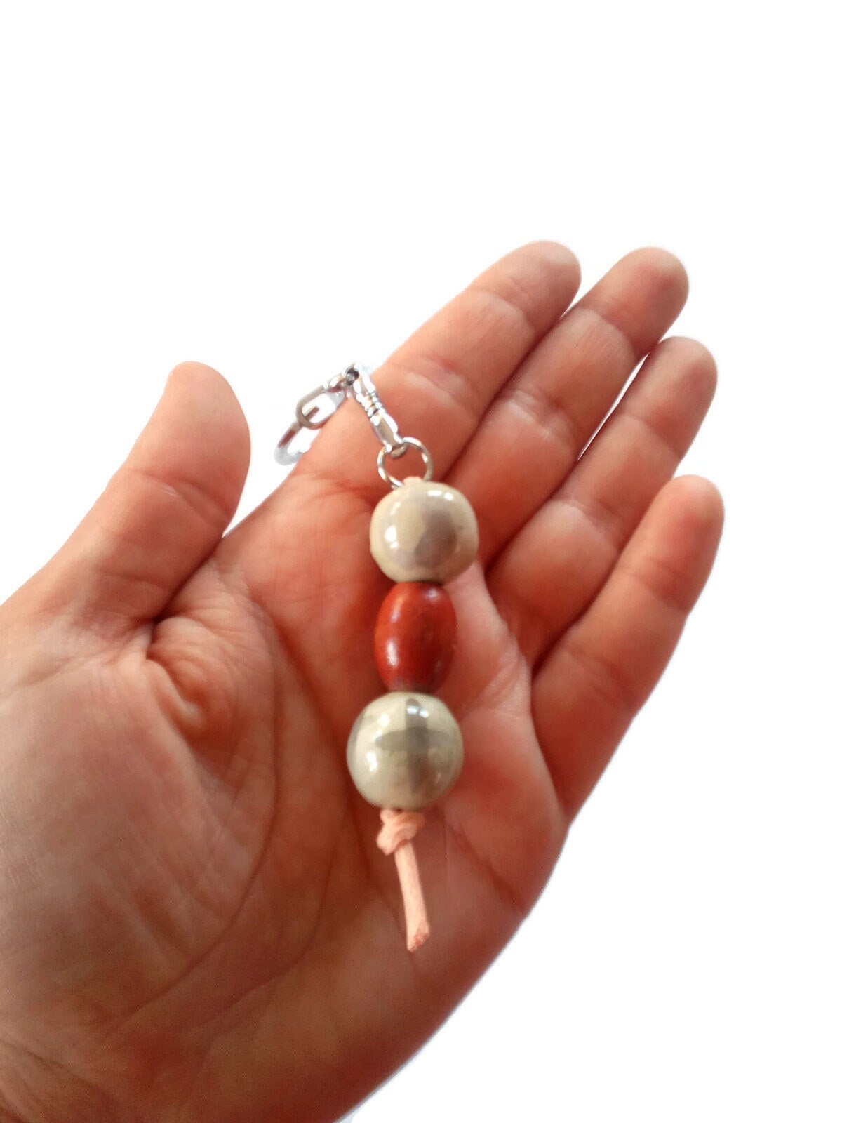 BEADED KEYCHAIN, CERAMIC Keychain, Customizable Keychain For Men, Daddy Keychain Handmade Accessories, Unique Secret Santa Gifts - Ceramica Ana Rafael