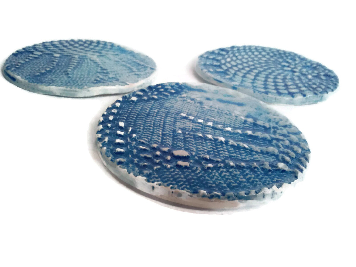 3Pc 11cm/4,3in Blue Handmade Ceramic Coasters With Lace Texture And Cork Back, Assorted Round Shape Trivet, Office Desk Accessories For Him - Ceramica Ana Rafael