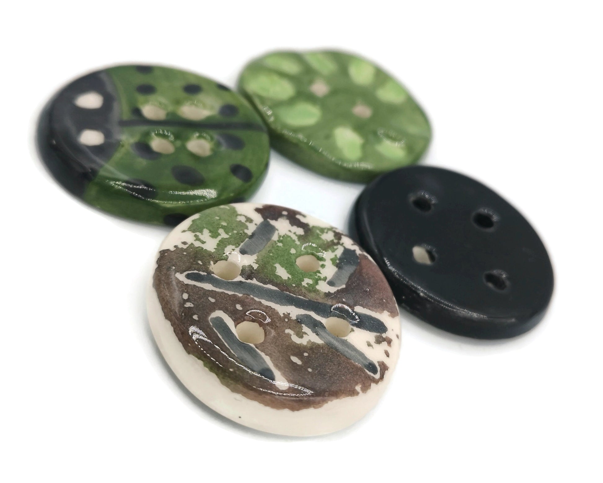 4Pcs Large Green Ceramic Buttons Hand Painted, Decorative Flat Sewing Buttons, Handmade Clay Buttons Round Shape 4 Holes, Best Sellers - Ceramica Ana Rafael
