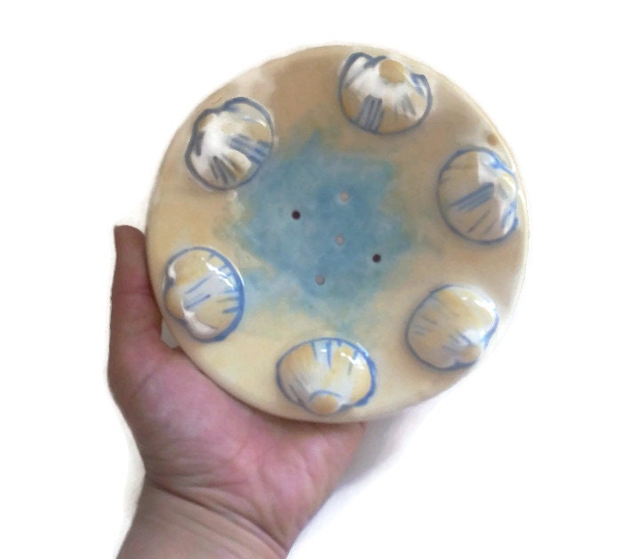 Seashell Draining Ceramic Soap Dish With Drain Holes, Zero Waste Bathroom Accessories, Clay Soap Saver, Soap Bar Holder - Ceramica Ana Rafael