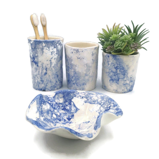 CERAMIC TRINKET DISH, Small Ceramic Bowl Irregular Shape, Clay Soap Dish For Soap Bar - Ceramica Ana Rafael