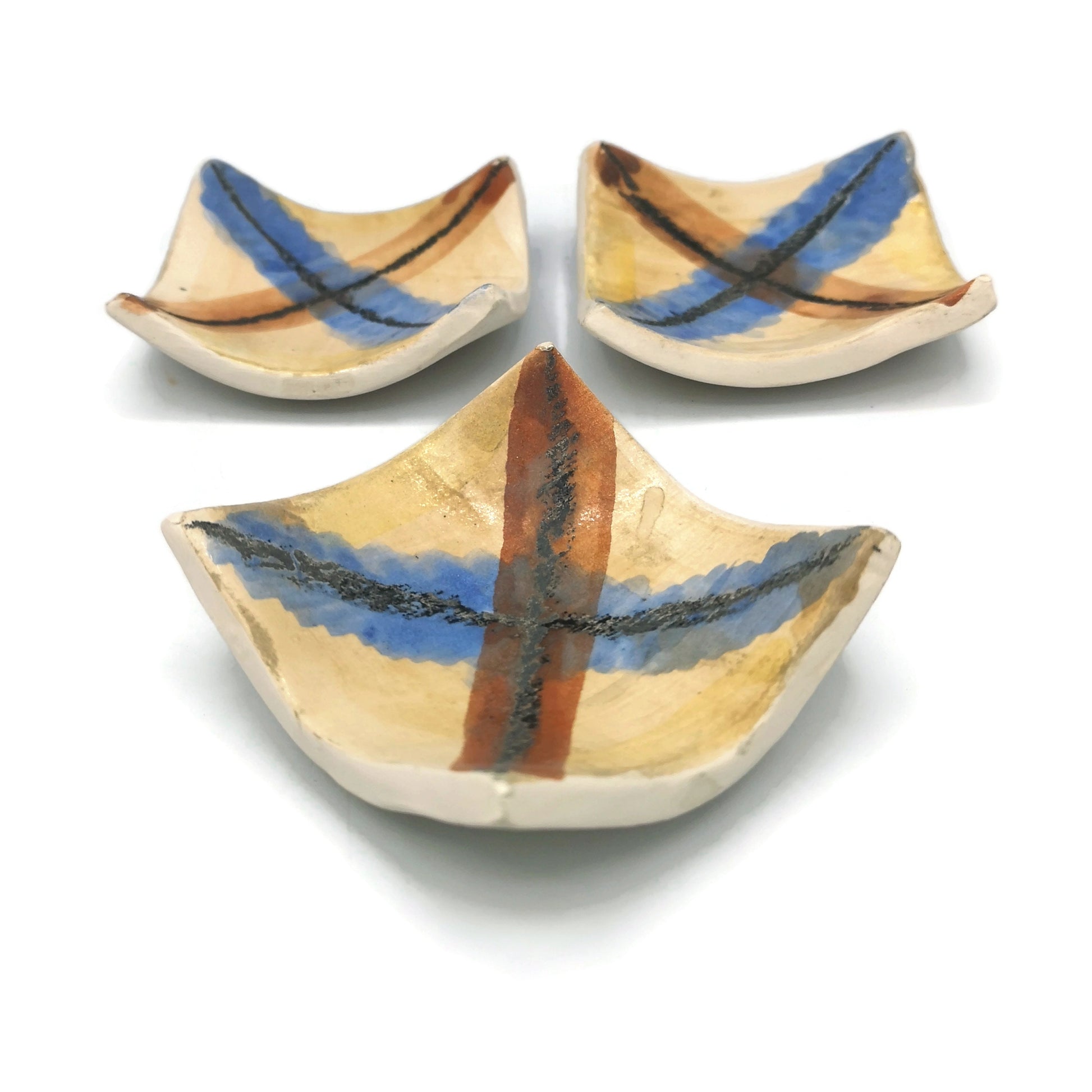 Handmade Ceramic Ring Holder Dish, Set Of 3 Small Square Shape Trinket Dishes For Guest Wedding Favors - Ceramica Ana Rafael