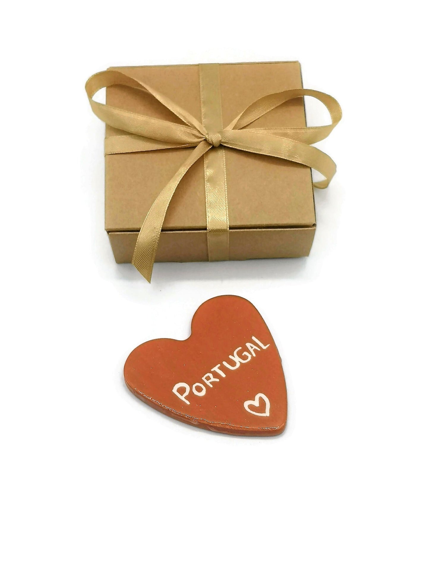 Handmade Ceramic Heart Portugal Magnet, Refrigerator Magnet, Fridge Magnet For Decoration, Housewarming Gift Portuguese Souvenirs For Her - Ceramica Ana Rafael