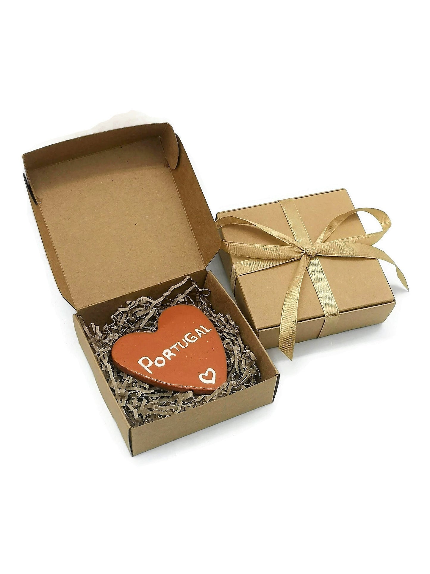 Handmade Ceramic Heart Portugal Magnet, Refrigerator Magnet, Fridge Magnet For Decoration, Housewarming Gift Portuguese Souvenirs For Her - Ceramica Ana Rafael