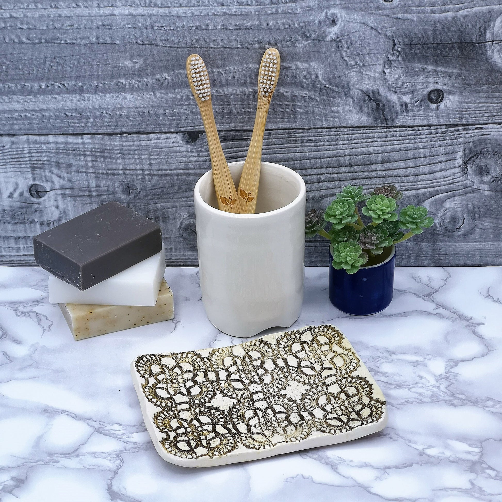 DISH SOAP DISPENSER, Handmade Ceramic Soap Dish With Drain, Bathroom Accessories, Soap Bar Holder - Ceramica Ana Rafael