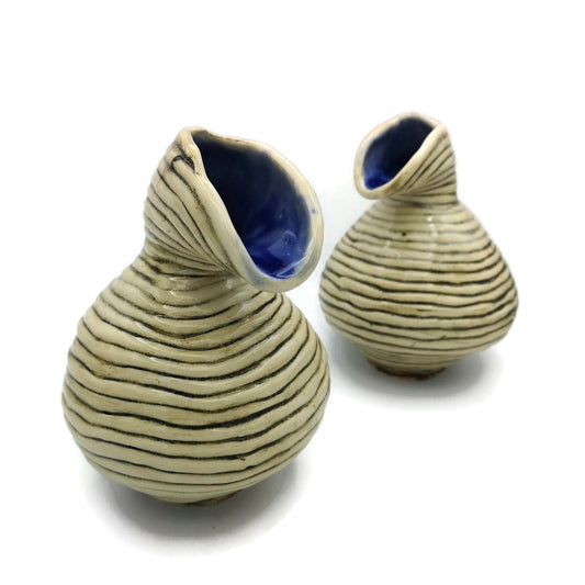 Textured Ceramic Bud Vase, Unique Flower Vase Best Gifts For Him, Irregular Shape Handmade Stoneware Pottery Mid Century Modern - Ceramica Ana Rafael