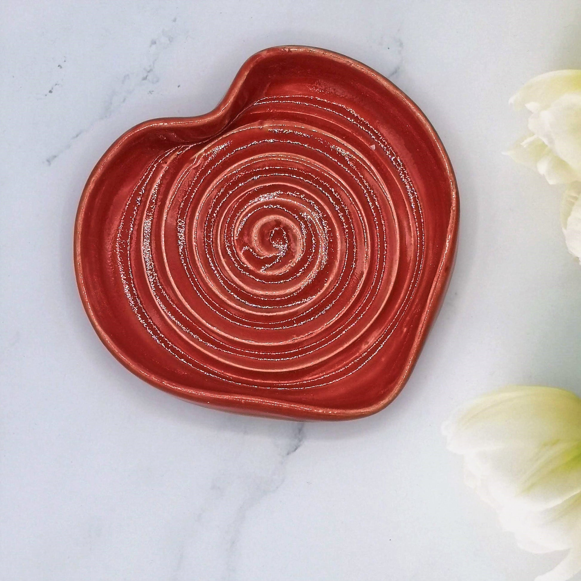 HEART SHAPED BOWL, Clay Ring Holder Dish, Cute Jewelry Trinket Dish, Ceramic Soap Saver Dish, Girlfriend Valentines Day Gift - Ceramica Ana Rafael