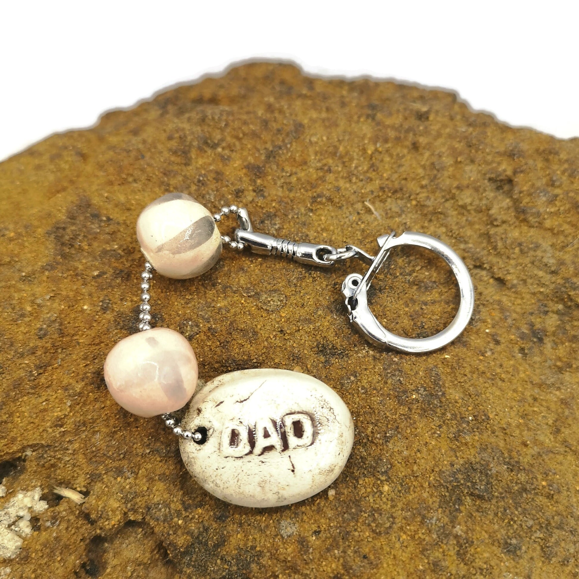 DAD KEYCHAIN, BEADED Keychain For Men Customizable, Cool Clay Charm Keyring Beaded Accessories Gift For Daddy, Dad Birthday Gift - Ceramica Ana Rafael