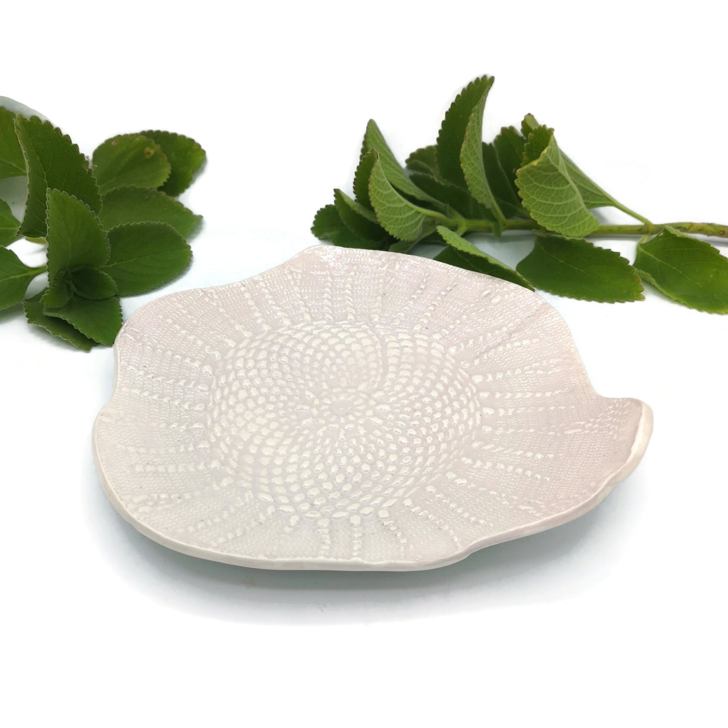 Handmade Ceramic Plate For Wall Decor With Decorative Vintage Lace Texture, Soft Pink Pottery Plate for Display With Organic Shape - Ceramica Ana Rafael