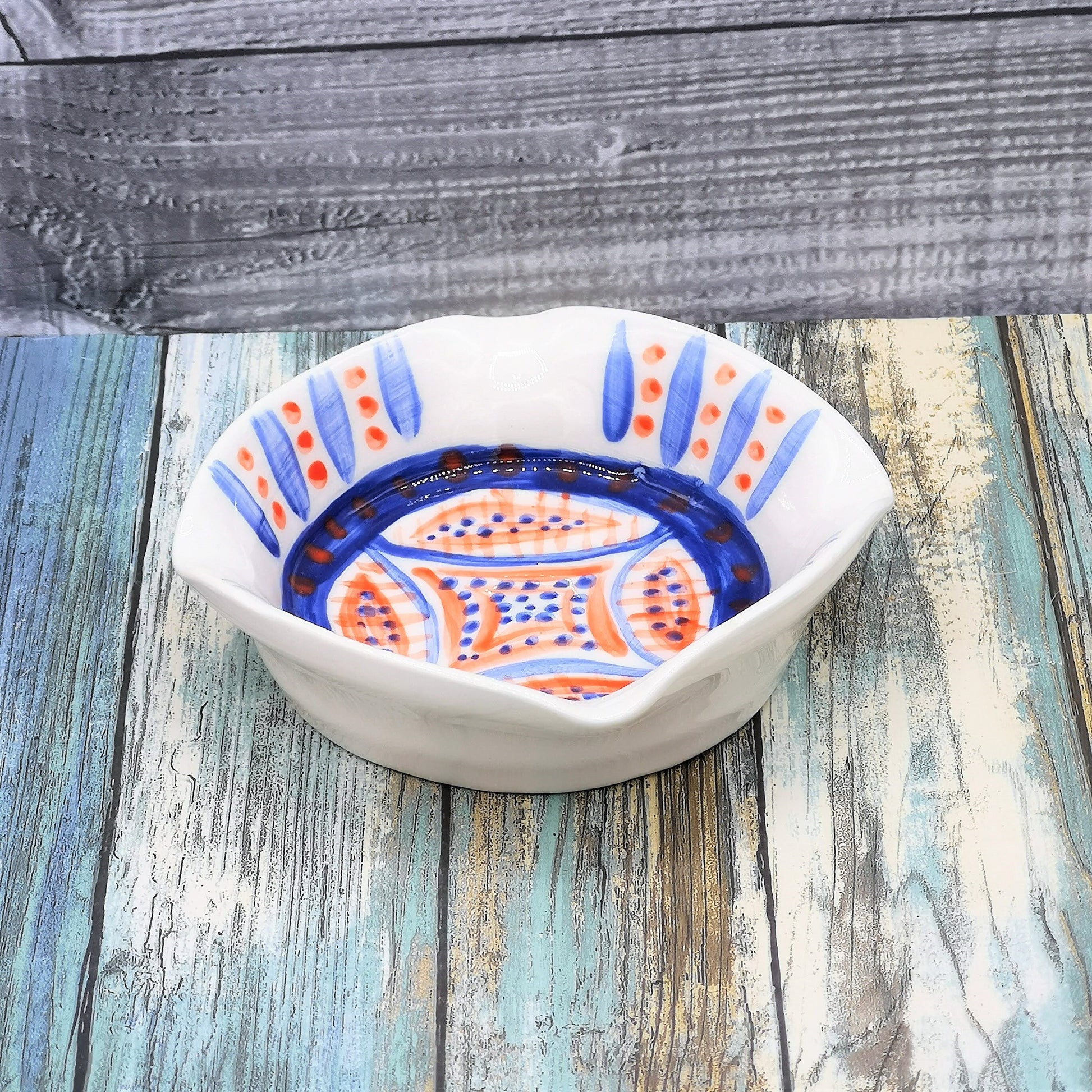 Handmade Ceramic Decorative Ashtray, Modern Hand Painted Cigar Ash Tray, Cool Unique Pottery Bowl - Ceramica Ana Rafael