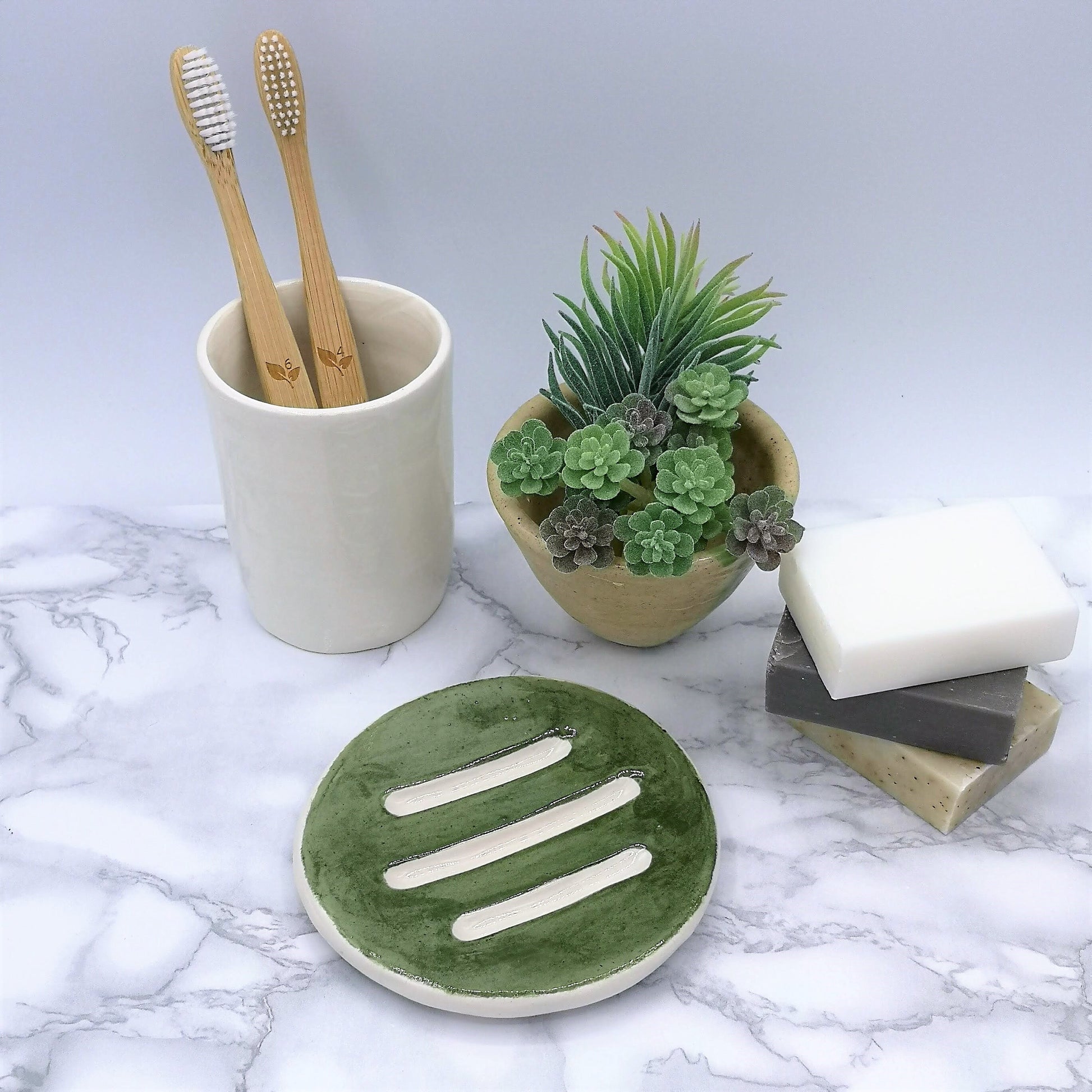 SOAP BAR HOLDER, Ceramic Soap Dish Soap Holder, Eco Friendly Bathroom Accessories, Zero waste Clay Soap Dish, Soap Tray, Soap Bar Holder - Ceramica Ana Rafael