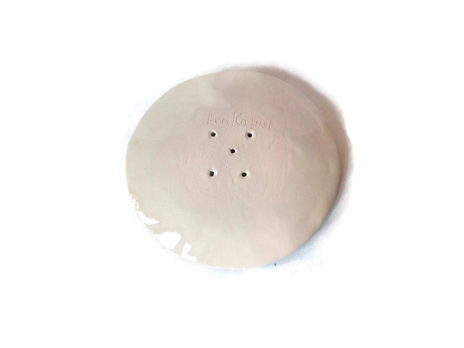 Seashell Draining Ceramic Soap Dish With Drain Holes, Zero Waste Bathroom Accessories, Clay Soap Saver, Soap Bar Holder - Ceramica Ana Rafael