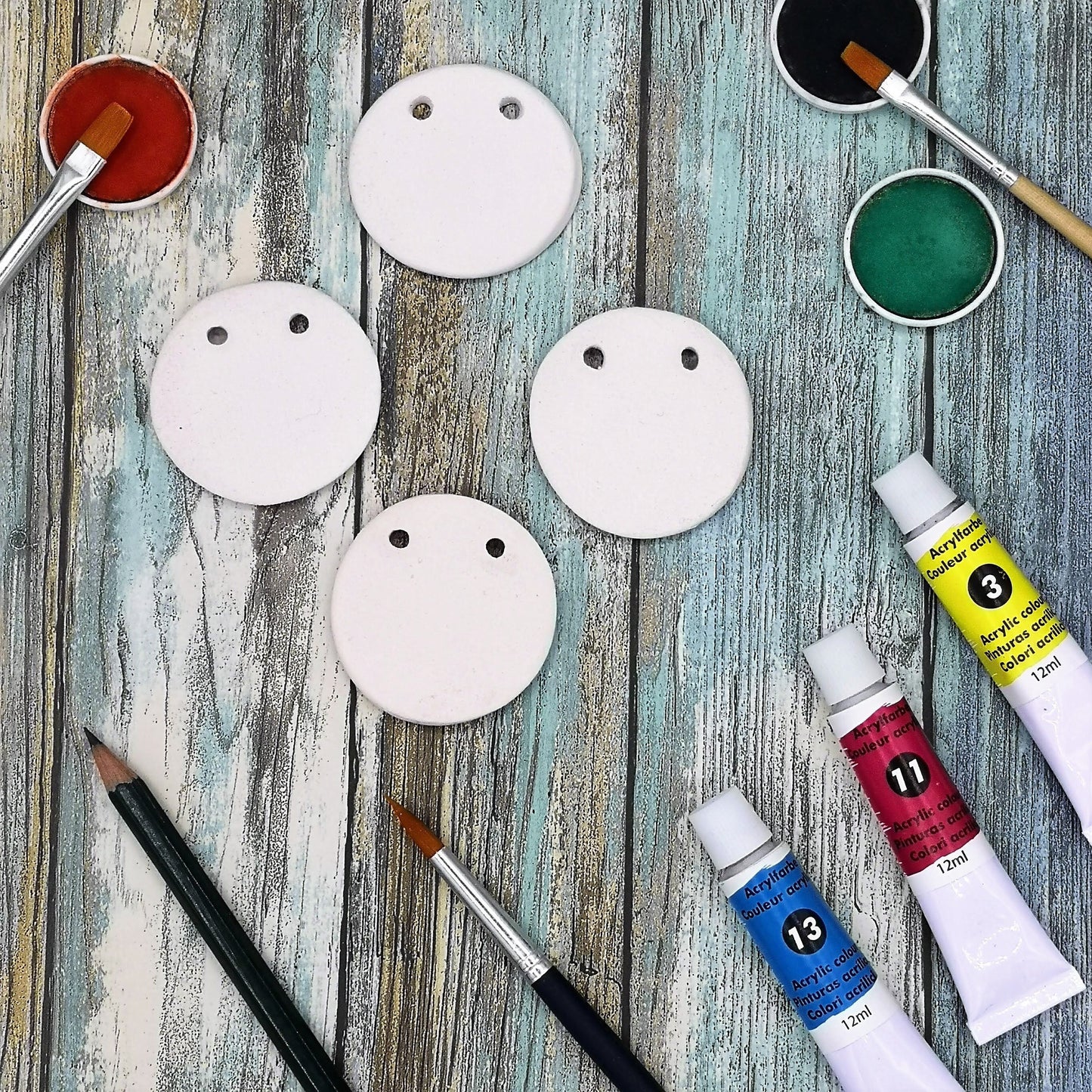 Pendant Blanks, Handmade Ceramic Bisque Charms 2 Holes Ready to Paint, Set of 4 Geometric Pendant, Diy Decorative Round Shape - Ceramica Ana Rafael