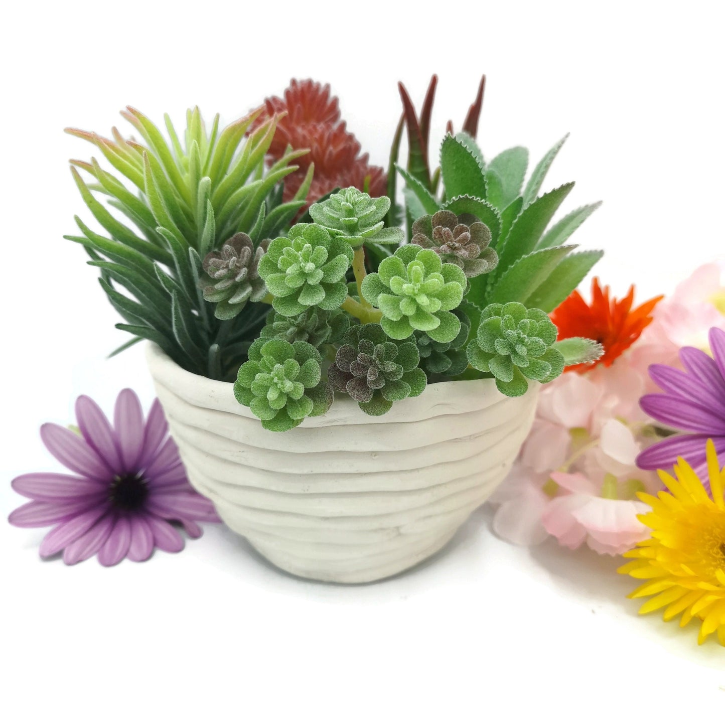 Handmade Ceramic White Bowl Candle Holder, Decorative Office Desk Accessories for Women, Textured Irregular Bowl, Mom birthday gift - Ceramica Ana Rafael