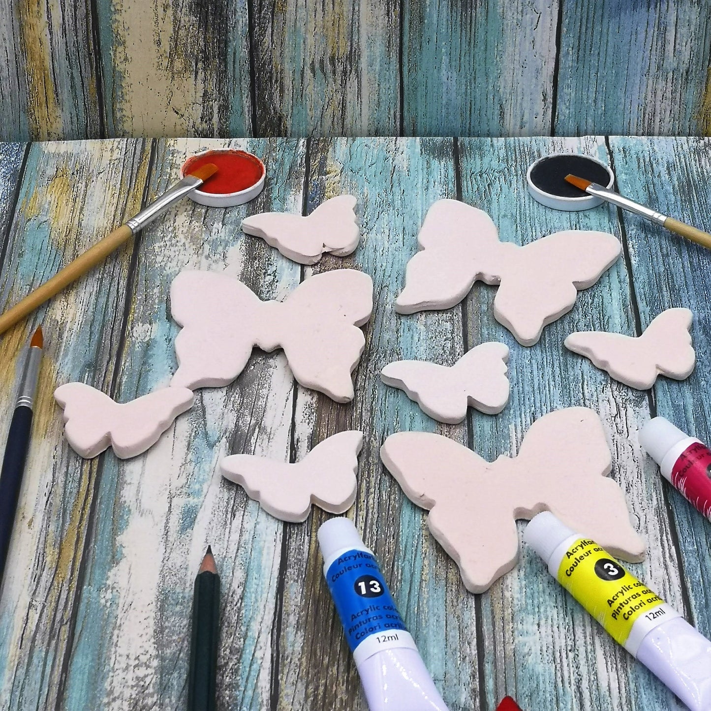 Butterfly Figurine Set, Unpainted Ceramic Bisque Ready To Paint, blank ornament for wedding favors for guests - Ceramica Ana Rafael