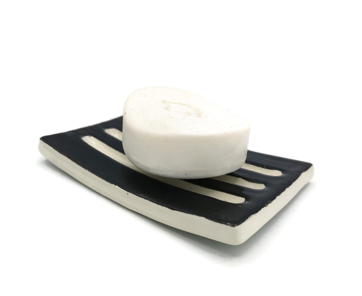 Handmade Ceramic Black And White Soap Bar Holder, Soap Saver Dish Soap Dispenser, Draining Pottery Soap Dish Decorative, Clay Soap Dish Tray - Ceramica Ana Rafael