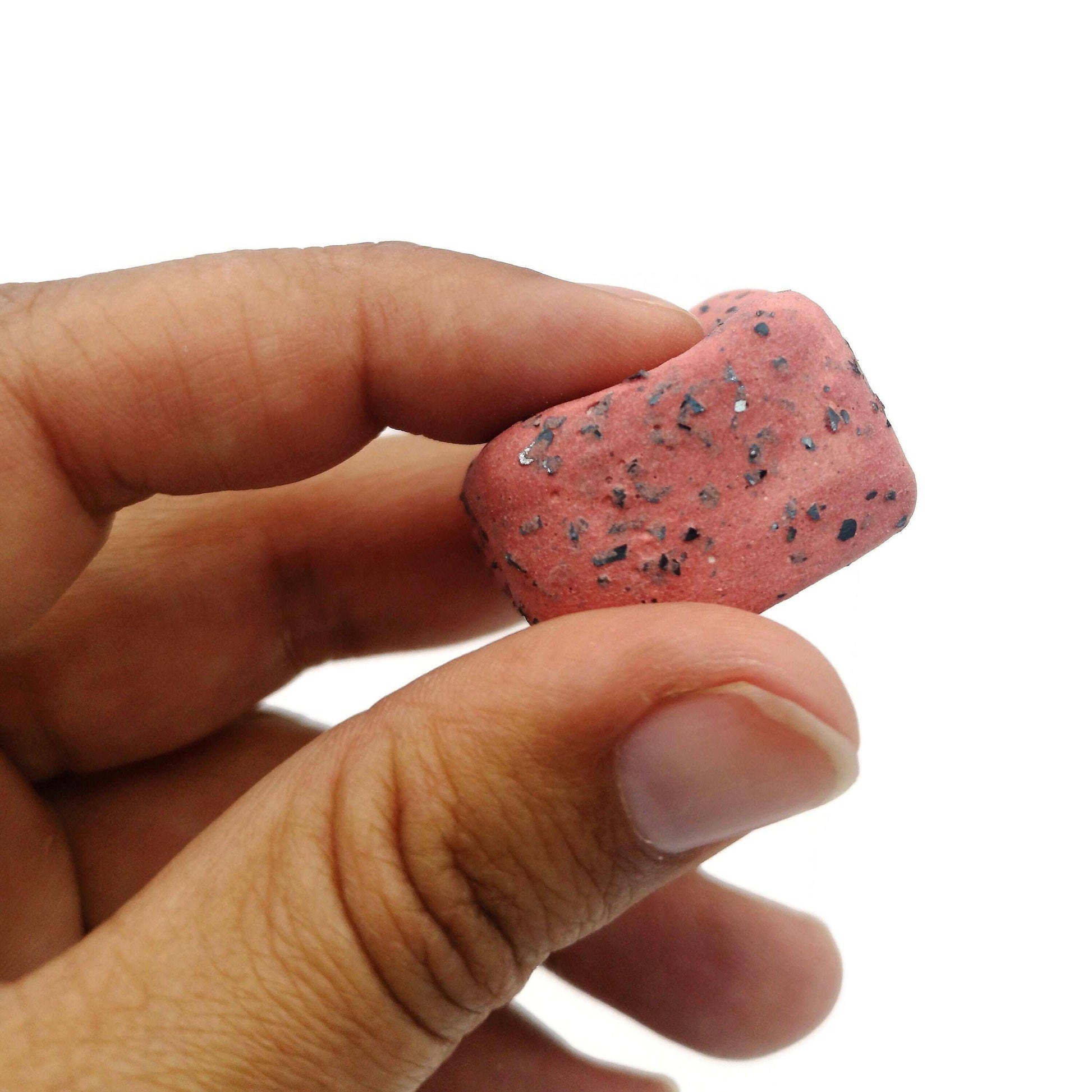 1Pc 25mm Extra Large Handmade Ceramic Beads For Macrame With Large Hole, Square Unique Chunky Clay Beads for Jewelry Making Sparkly Red Bead