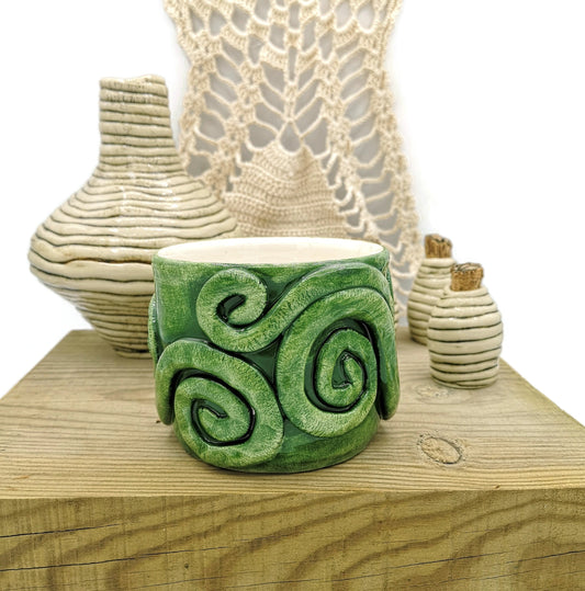 Handmade Ceramic Textured Green Vase For Home Decor, Pottery Succulent Planter Pot, Sculptural Utensil Holder, Mothers Day Gift For Grandma - Ceramica Ana Rafael