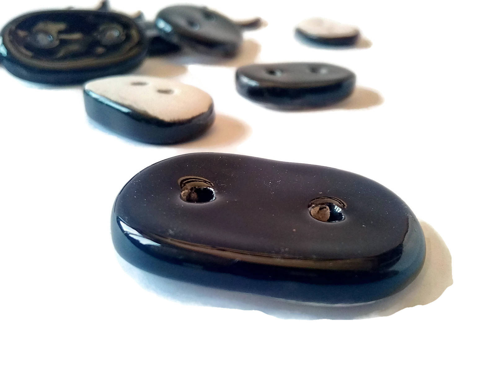 5Pcs 35mm Glossy Black Handmade Ceramic Oval Sewing Buttons, Extra Large Coat Buttons, Fancy Buttons, Clothing Embellishments, best sellers - Ceramica Ana Rafael