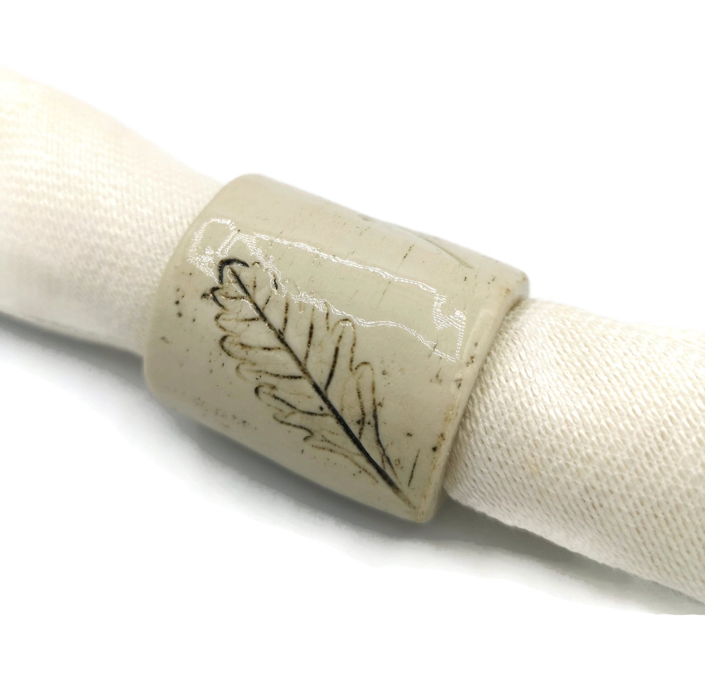 Leaf Napkin Holder, Mom Birthday Gift From Daughter, Autumn Nakin Rings, Portuguese Handmade Ceramic Object Decor Napkin Holder - Ceramica Ana Rafael