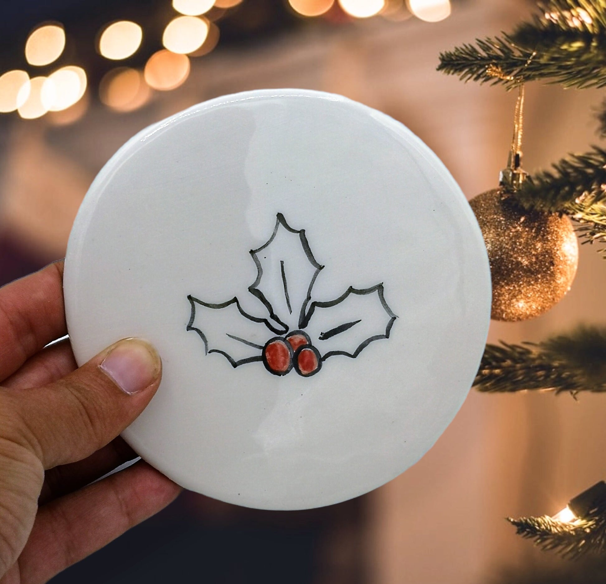 christmas coasters for drinks, round coaster pottery, trending now, ceramic coasters handmade - Ceramica Ana Rafael