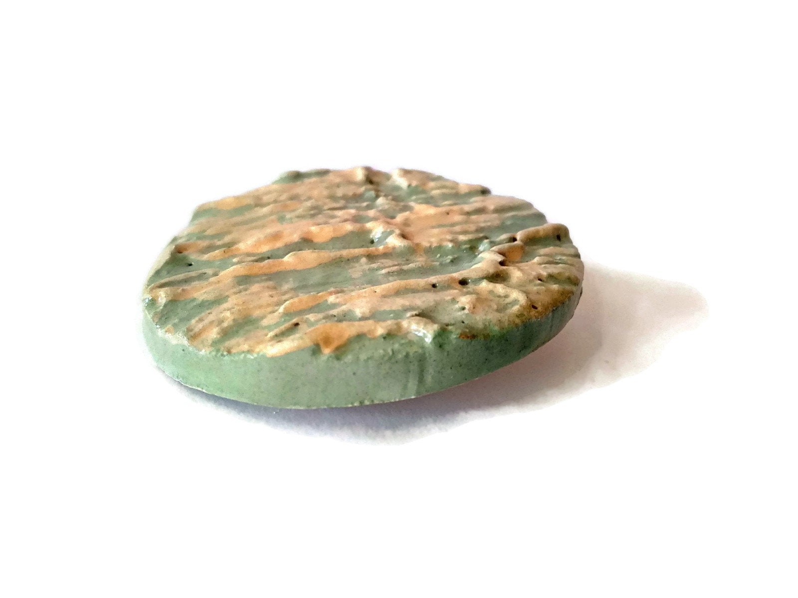 SOPHISTICATED BROOCH, SMALL Brooch, Round Shape Ceramic Brooch For Women With Vintege Look, Elegant Brooch Gifts For Mom - Ceramica Ana Rafael