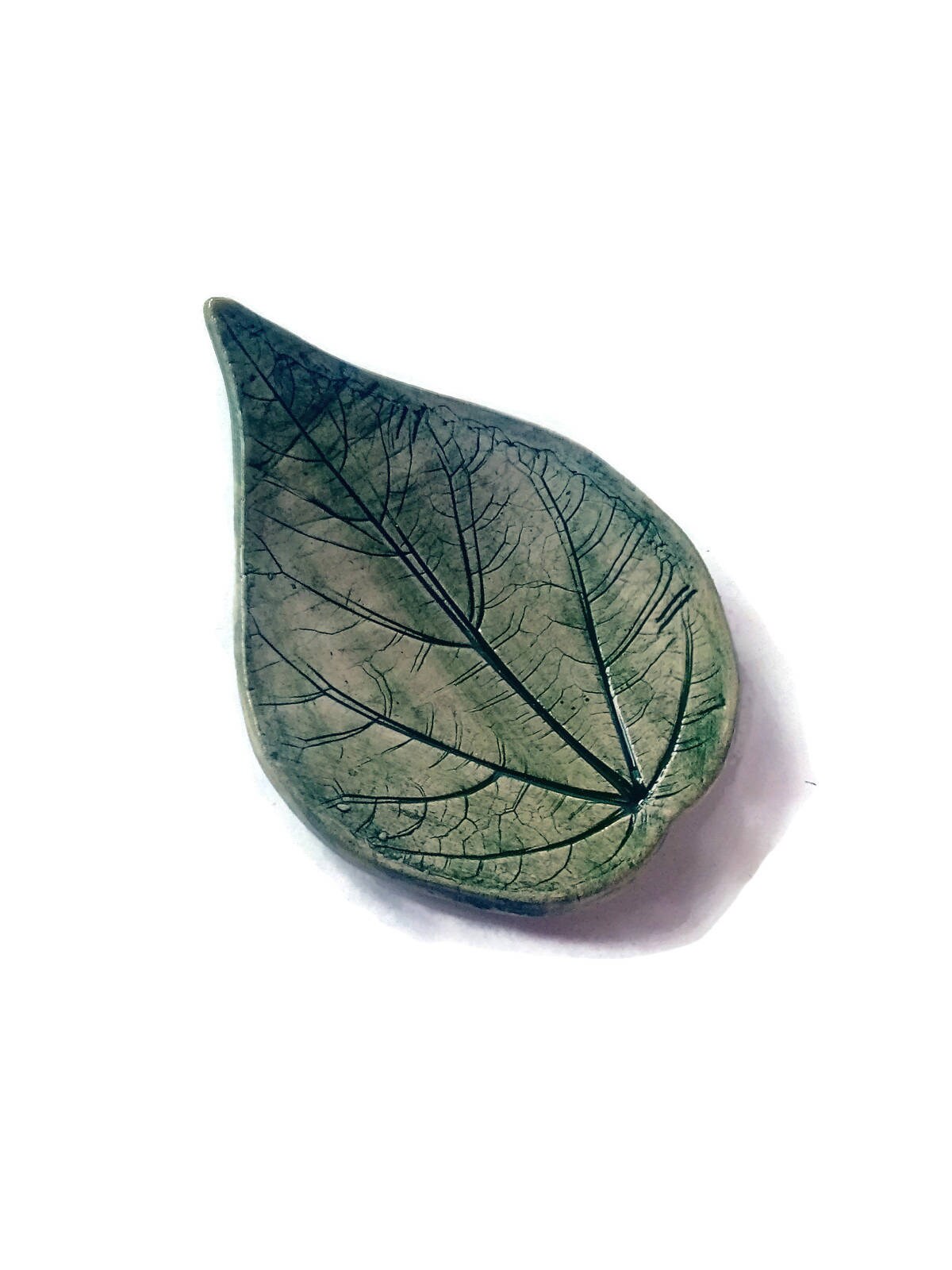Handmade Ceramic Green Pressed Leaf Plate, Wedding Ring Holder Dish, Plant Mom Gift For Her, Soap Dish For Women - Ceramica Ana Rafael