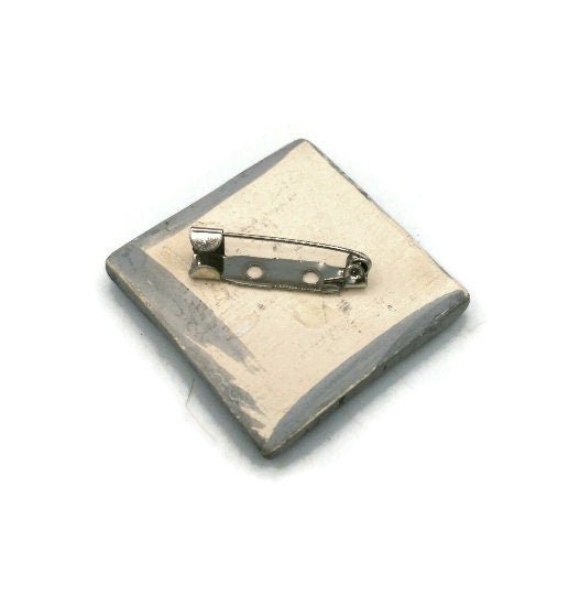 Ceramic Jewelry Brooch Pin, Mothers Day Gift For Grandma, Clay Broach Pin Mom Birthday Gift From Daughter Best Sellers Easter Basket Stuffer - Ceramica Ana Rafael