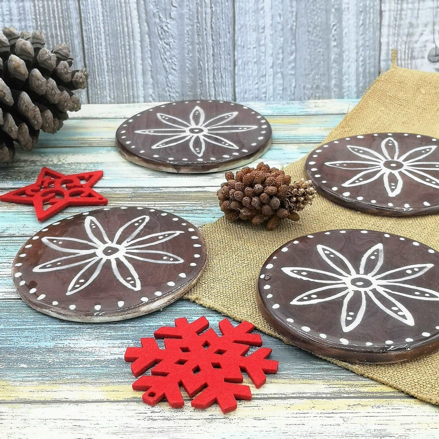 1Pc Handmade Ceramic Round Coaster Tile, Office Desk Acessories For Women With Floral Motif, Botanical Coaster, Housewarming Gift First Home