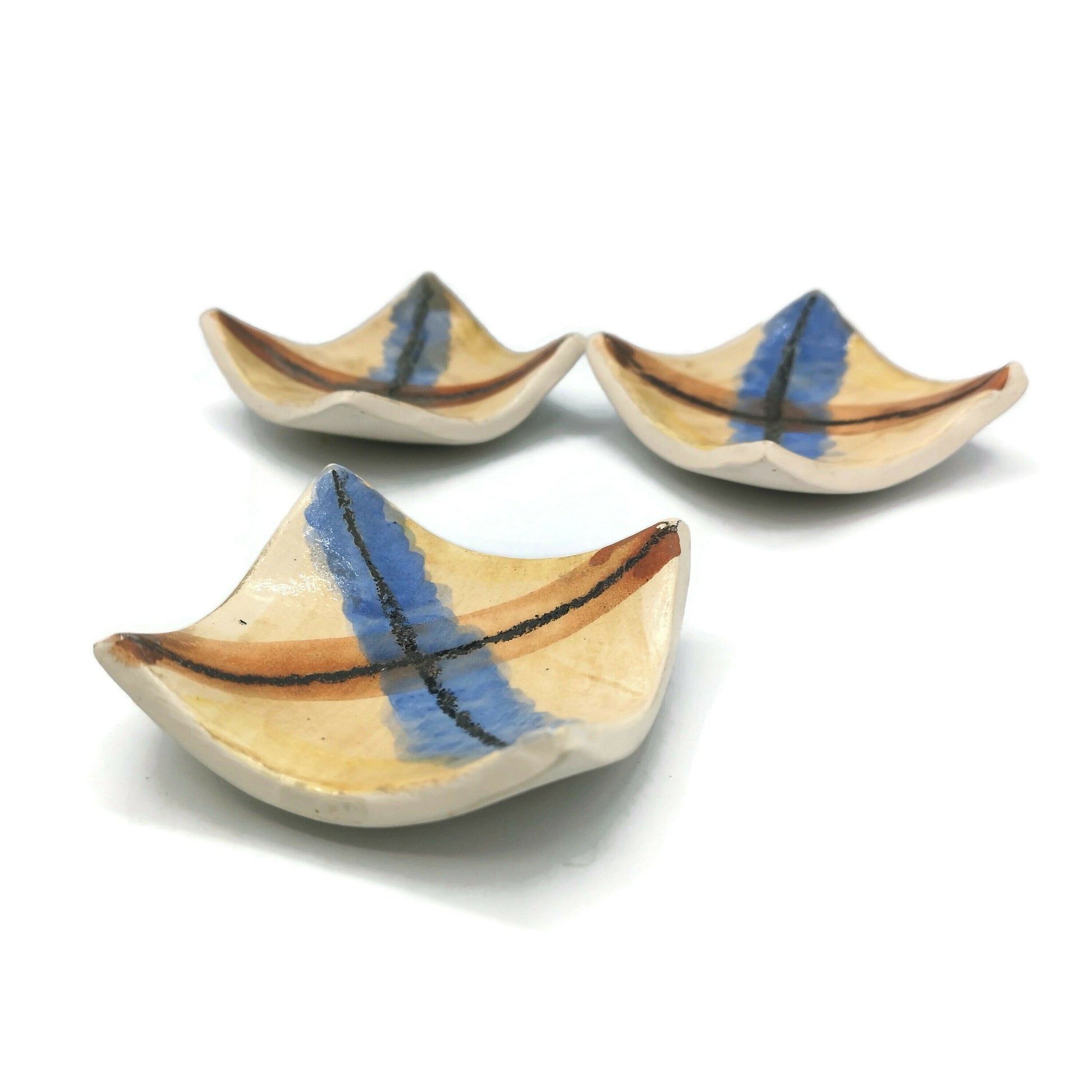 Handmade Ceramic Ring Holder Dish, Set Of 3 Small Square Shape Trinket Dishes For Guest Wedding Favors - Ceramica Ana Rafael