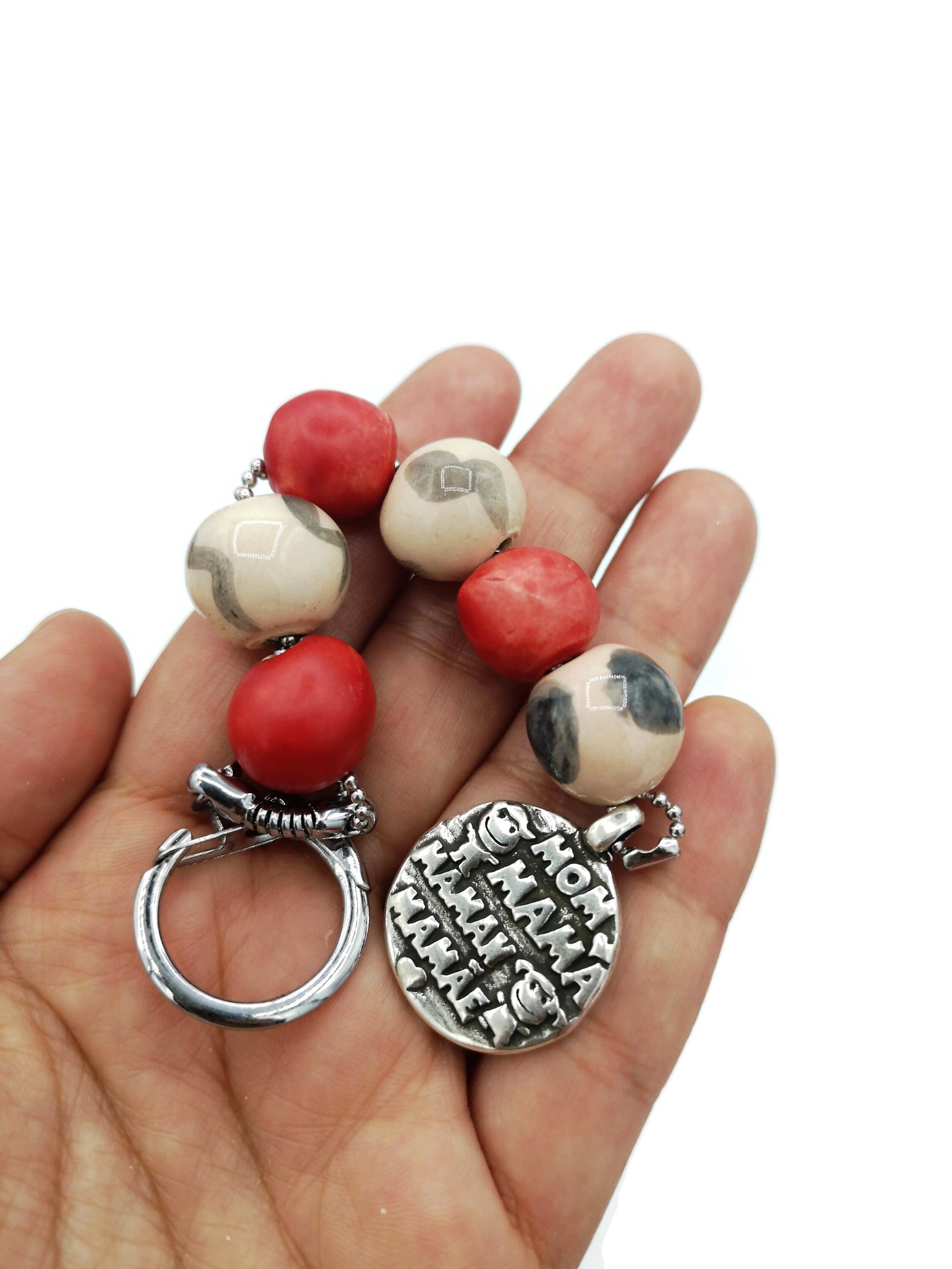 Handmade Ceramic Mom Keychain Accessories, Aesthetic Best Gifts For Her, New Mom Gift For Women, Clay Step Mom Gift - Ceramica Ana Rafael