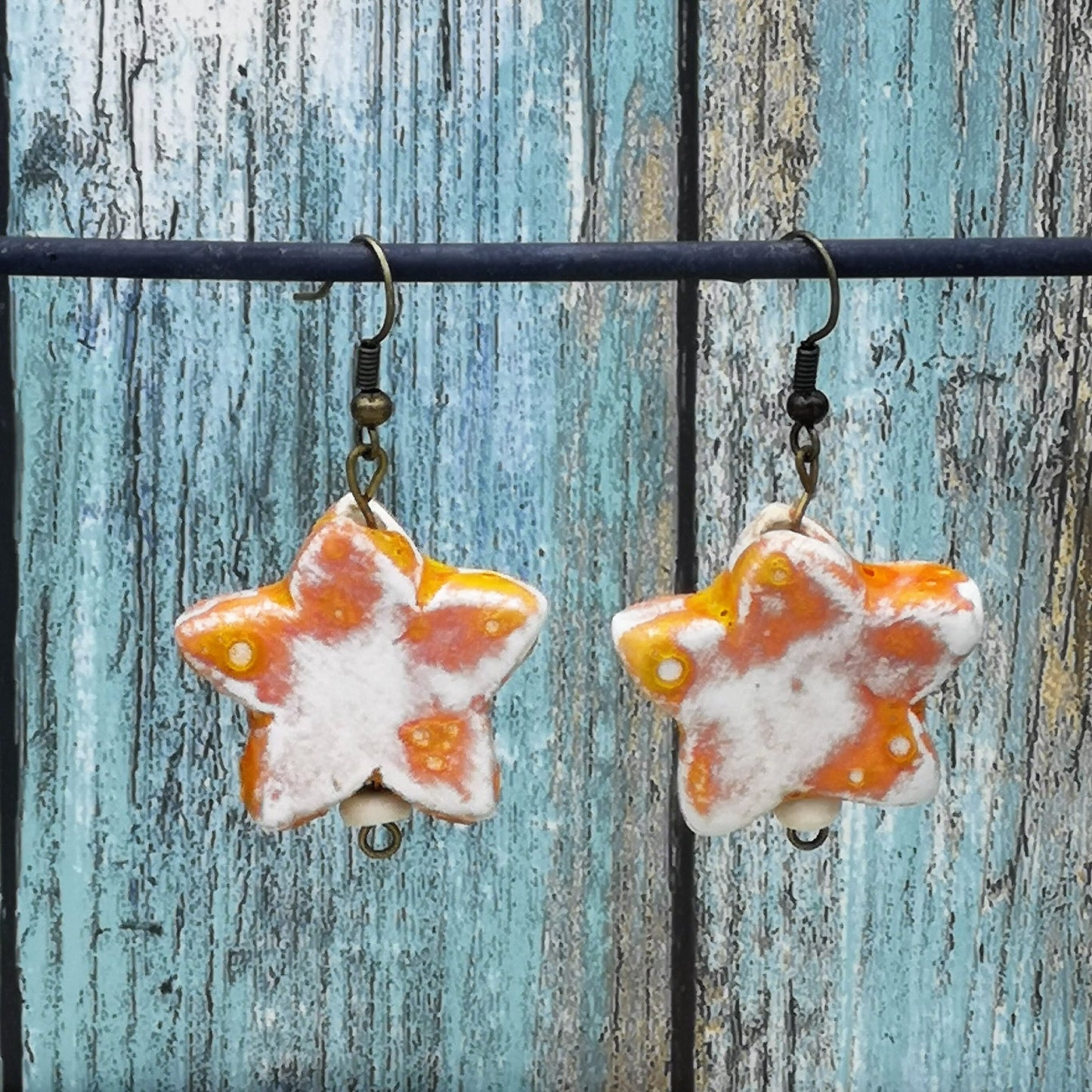 STAR EARRINGS DANGLE, Ceramic Star Drop Earrings, 9th Anniversary Gift For Her, Novelty Charm Aesthetic Earrings - Ceramica Ana Rafael