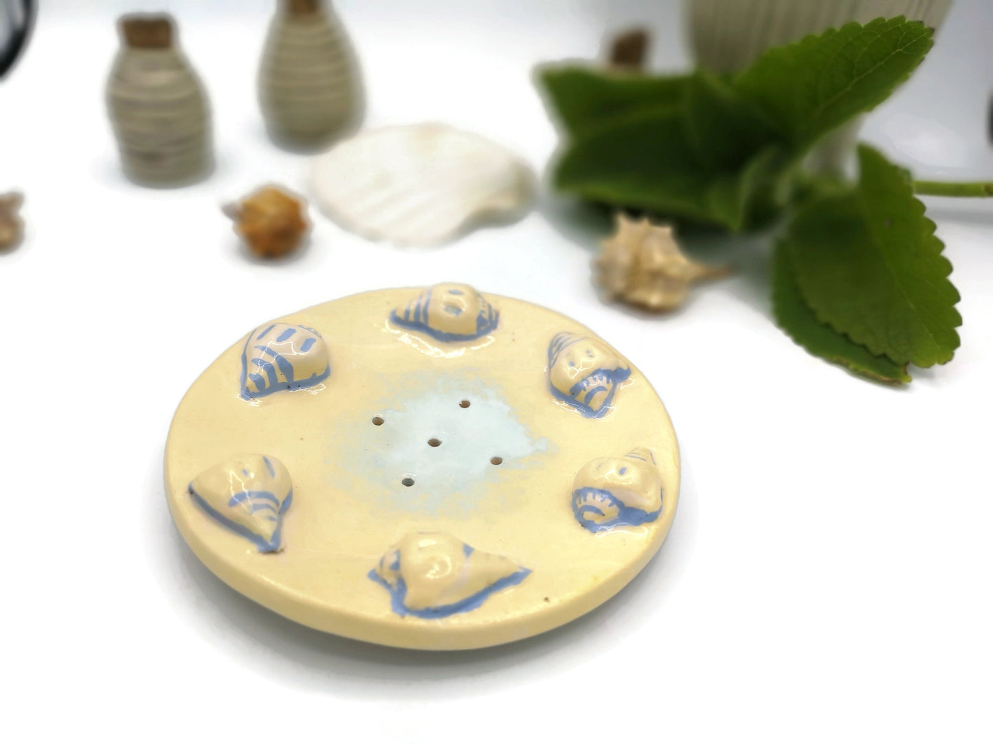 Self Draining Soap Dish, Sea Life Soap Dish, Beach Themed Dish Soap Holder, Pottery Bathroom Accessories - Ceramica Ana Rafael