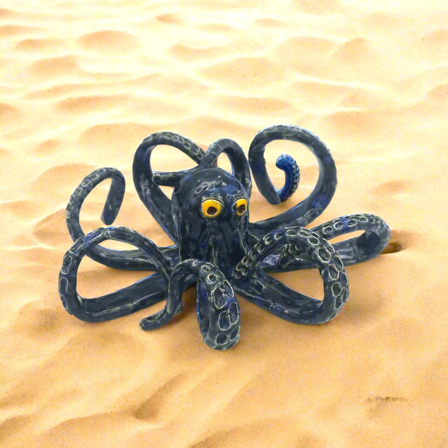 Escultura de pulpo de cerámica hecha a mano moderna, arte costero contemporáneo, regalo de boda personalizado para pareja, escultura de mesa decorativa