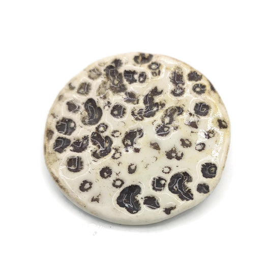 Beige Textured Moon Brooch Pin For Women, Handmade Ceramic Jewelry, Dark Academia Best Gifts for Her, Stocking Stuffers Idea - Ceramica Ana Rafael