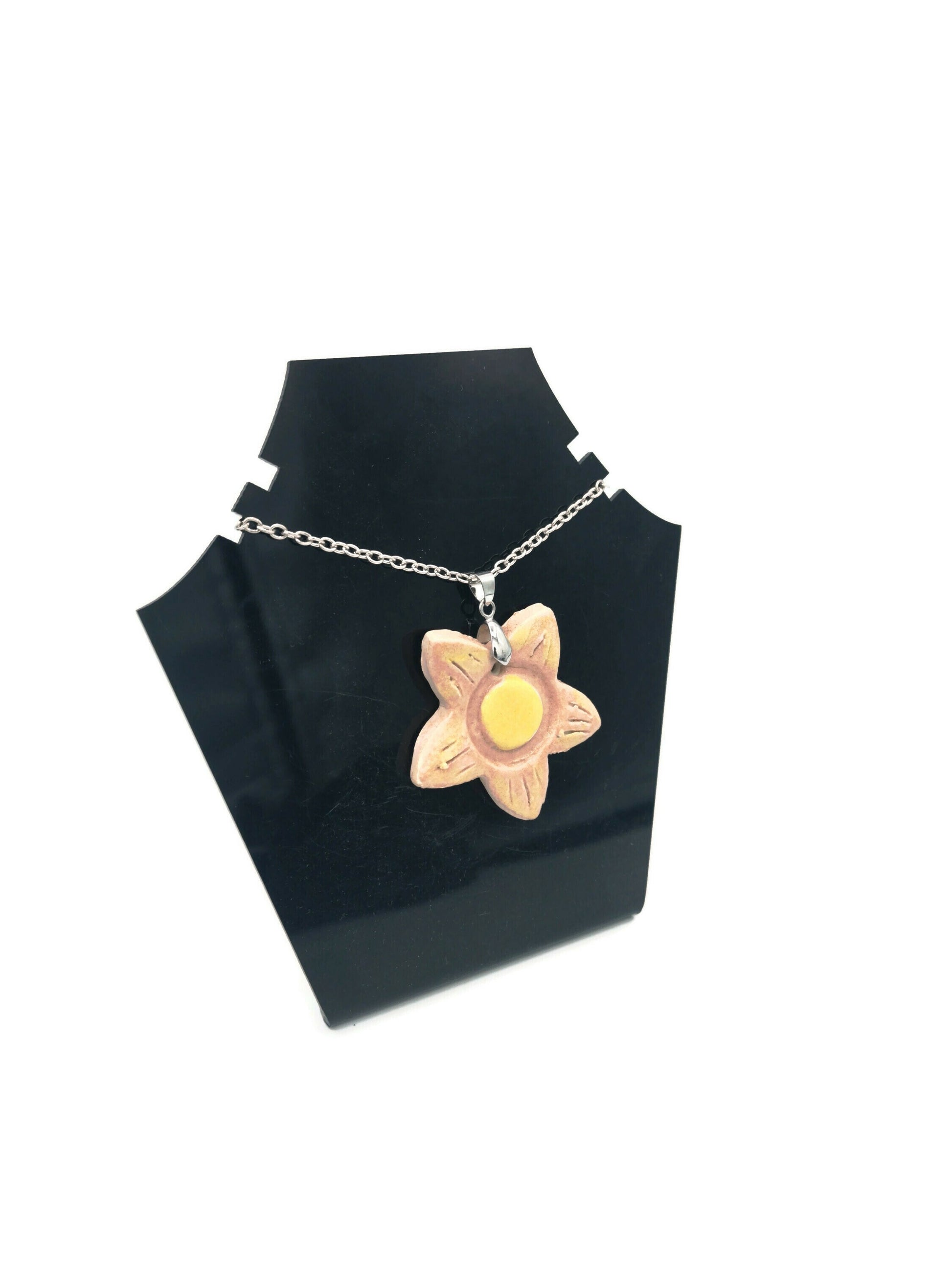 Flower Pendant Necklace, Cute Mothers Day Gift Statement Chocker Necklace, Kawaii Jewelry Best Gift For Her, Mom Birthday Gift From Daughter - Ceramica Ana Rafael