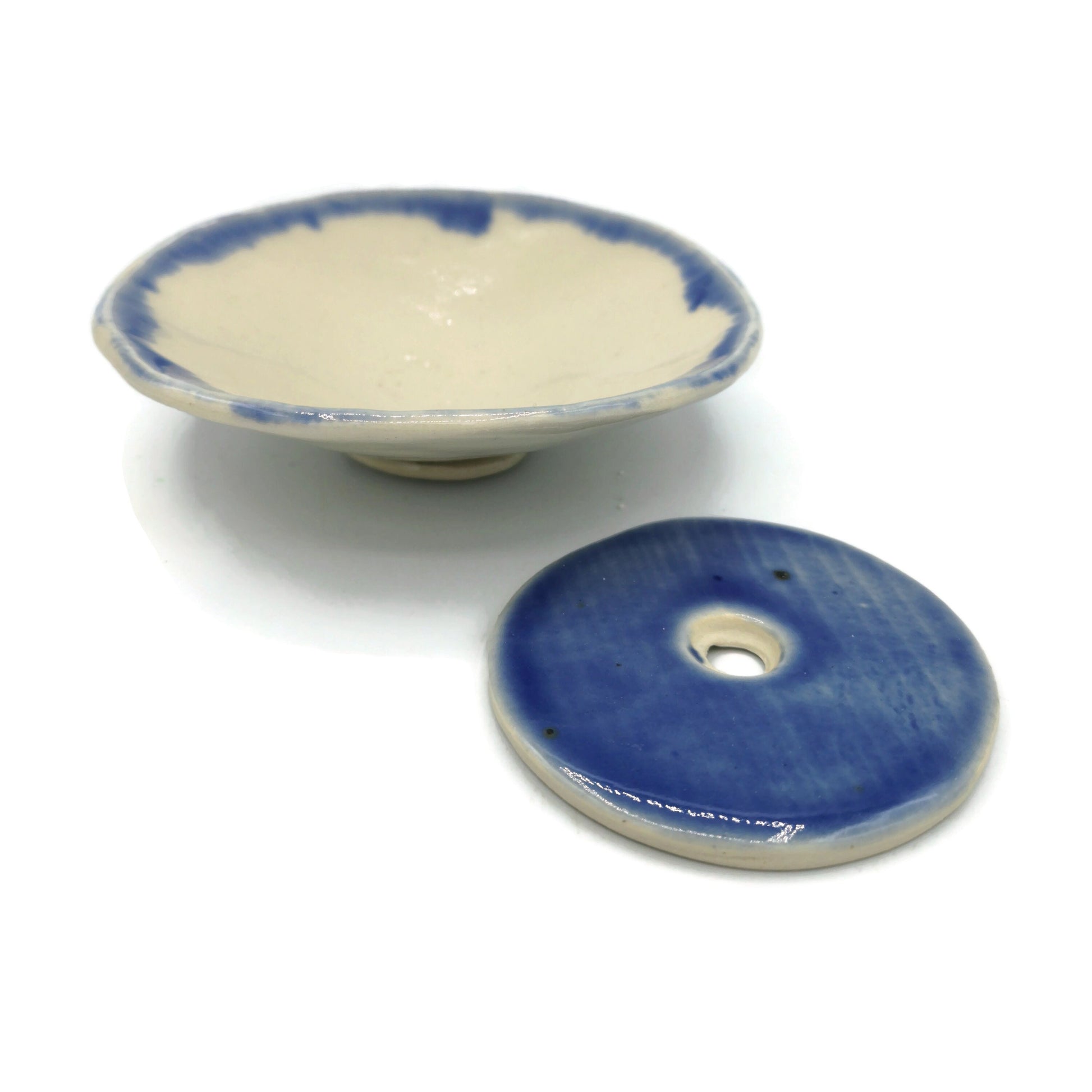 Handmade Ceramic Soap Dish With Drain Tray, Pottery Bathroom Accessories - Ceramica Ana Rafael