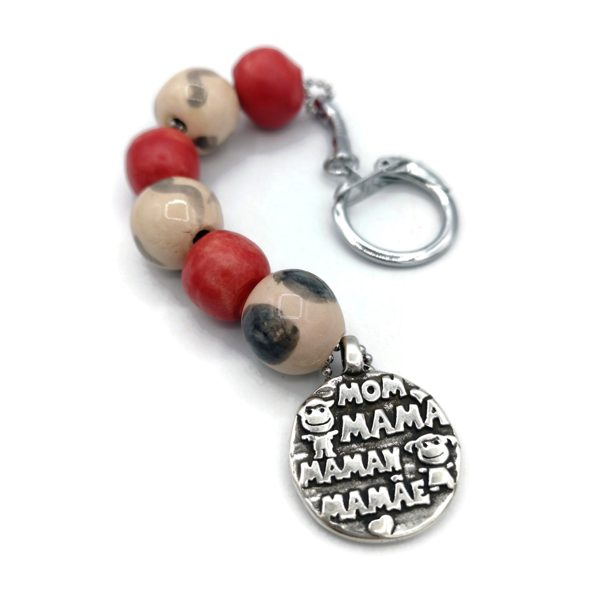 Handmade Ceramic Mom Keychain Accessories, Aesthetic Best Gifts For Her, New Mom Gift For Women, Clay Step Mom Gift - Ceramica Ana Rafael