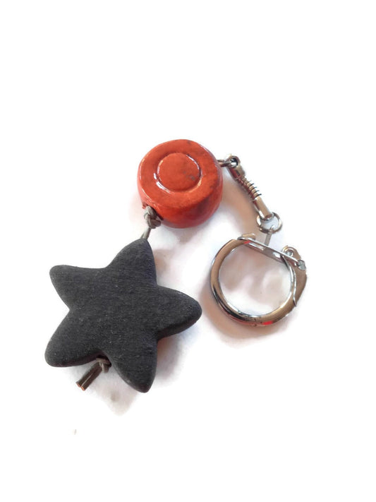 STAR KEY CHAIN, Cool Keychain For Men, Unique Keychain For Teacher, Handmade Keyring, Secret Santa Gifts, Beaded Keychain Accessories - Ceramica Ana Rafael
