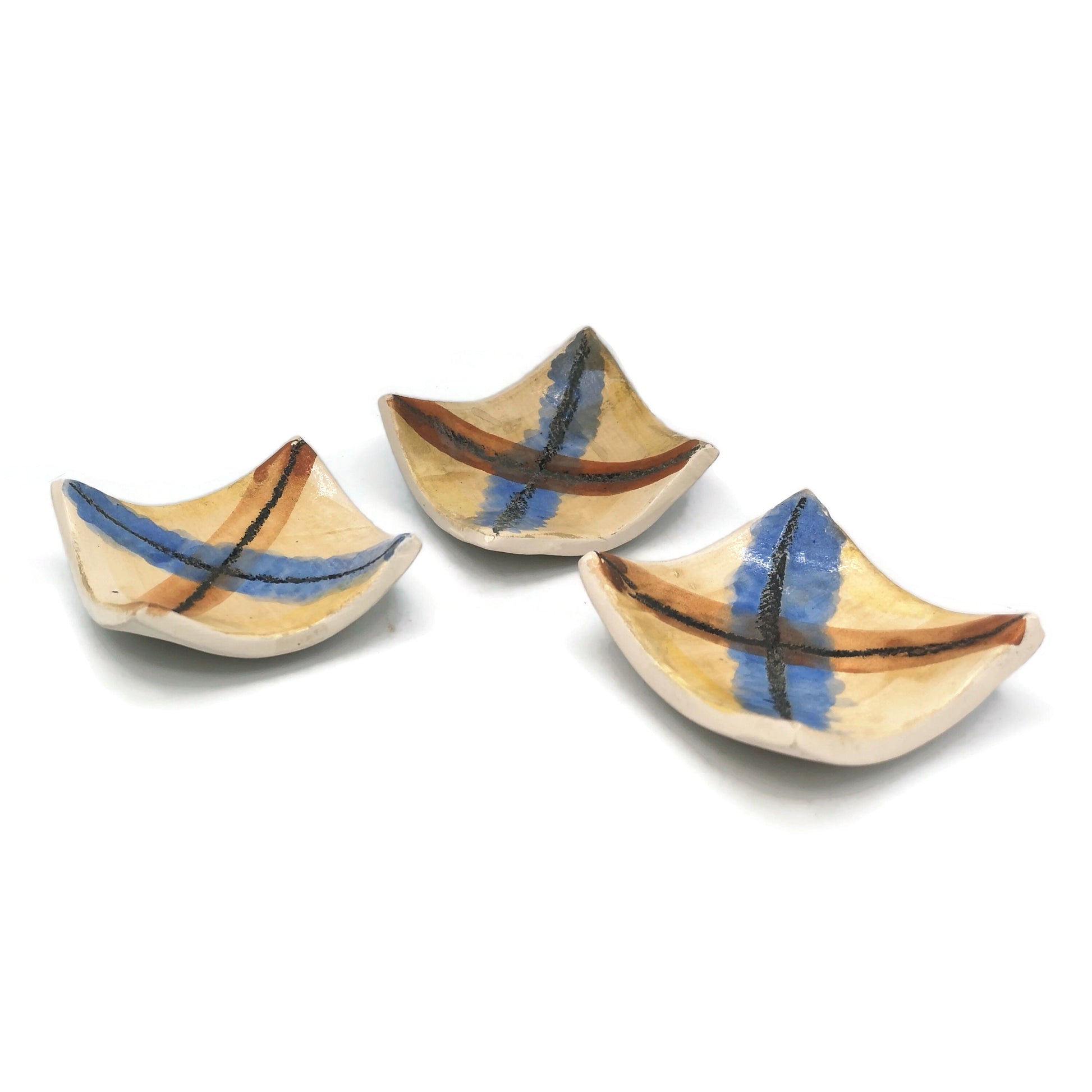 Handmade Ceramic Ring Holder Dish, Set Of 3 Small Square Shape Trinket Dishes For Guest Wedding Favors - Ceramica Ana Rafael