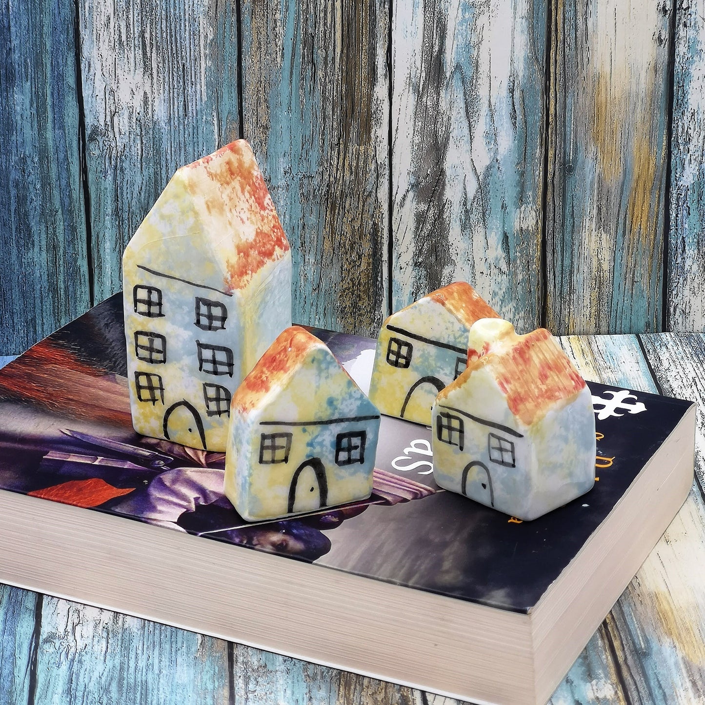 MINIATURE HOUSE, CLAY Sculpture, Set of 4 Ceramic Tiny House, Fathers Day Gift, Housewarming Gift First Home - Ceramica Ana Rafael