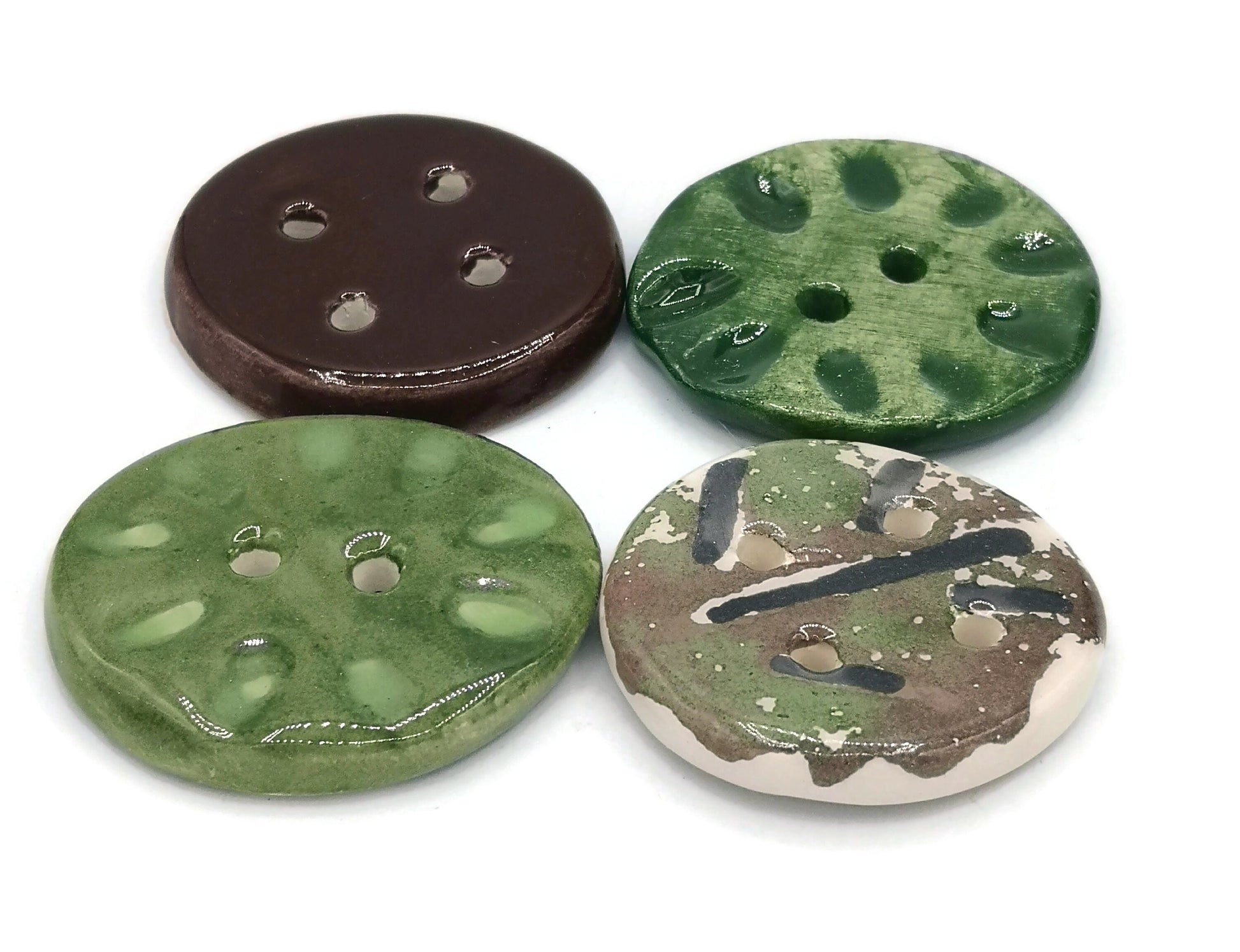 4Pc 40mm Extra Large Round Buttons For Blouse, Decoratice Coat Buttons, Fall Design Handmade Ceramic Sewing Supplies And Notions Purse Clasp - Ceramica Ana Rafael