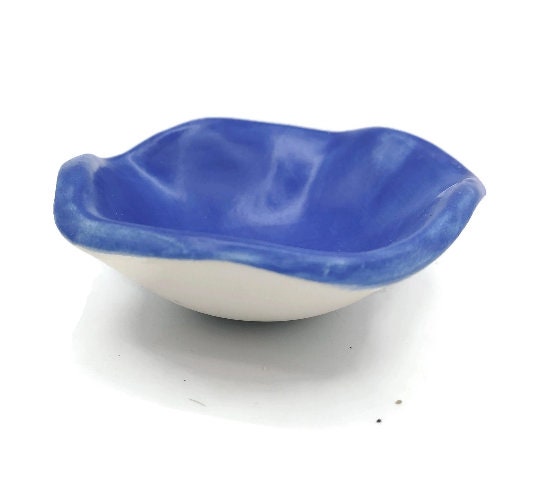 Decorative Handmade Ceramic Bowl, Ring Dish, Relish Dish Housewarming Gift First Home, Best Sellers mom Birthday Gift from daughter - Ceramica Ana Rafael