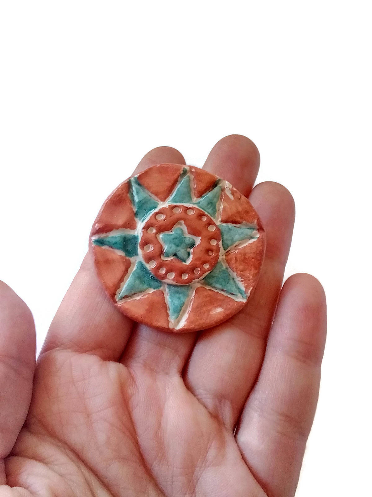 Star Brooch, Handmade Ceramic Celestial Brooches For Women, Mom Birthday Gift From Daughter, Clay Cameo Broach Pin, Grandma Christmas Gifs - Ceramica Ana Rafael