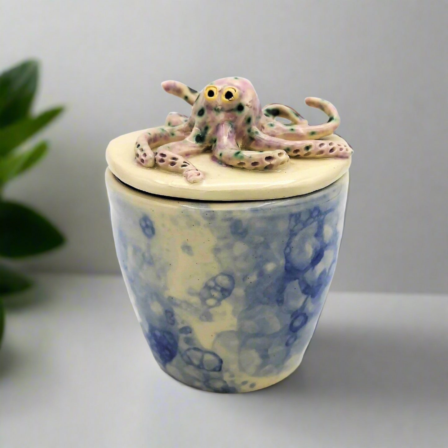 Azucarero de cerámica hecho a mano con tapa, recipiente de azúcar de tarro de cerámica moderno, regalo de inauguración de la casa, primer hogar costero, decoración del hogar, tazón de sal de olla de arcilla