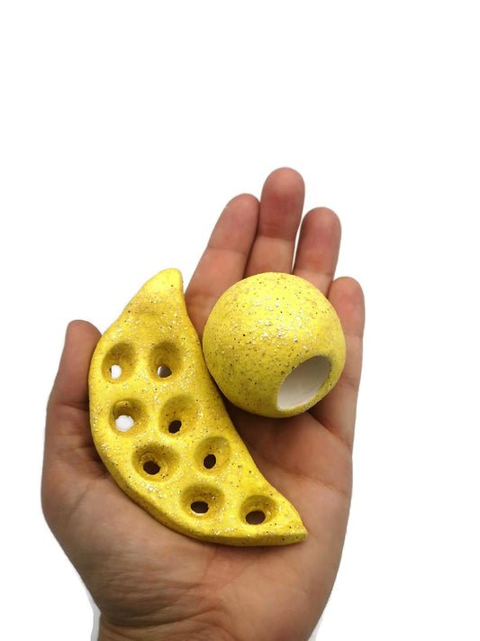 Set of 1 Extra Large Ceramic Bead And 1 Sparkly Yellow Moon Pendant, Giant Macrame Beads, Round Ball And Moon Ornaments, Focal Point Beads - Ceramica Ana Rafael