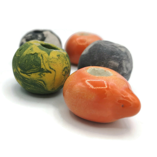 ROUND CERAMIC BEADS For Macrame, Mixed Set of 5 Bubblegum Beads For Jewelry Making, Clay Beads Large Hole - Ceramica Ana Rafael